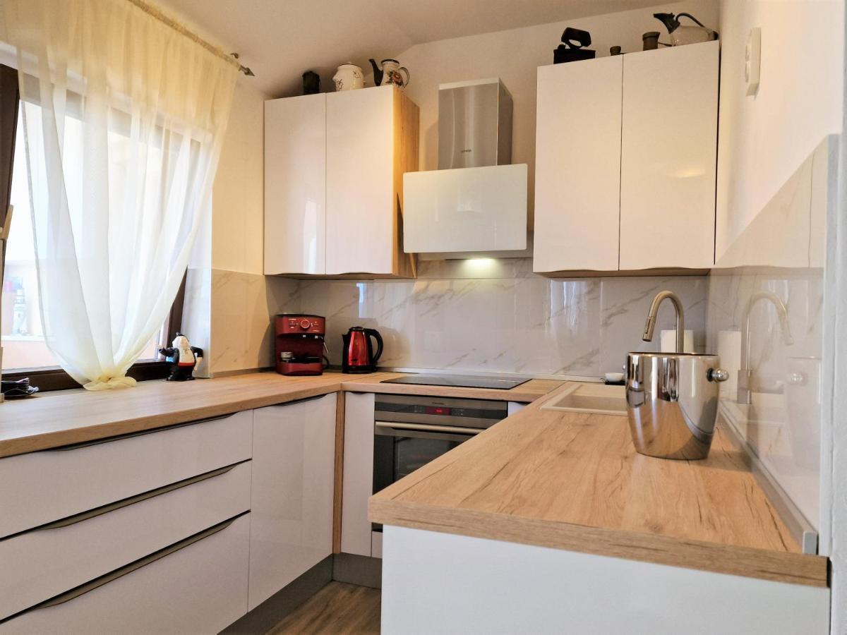 Vista Apartment-Split Airport Каштела Екстер'єр фото